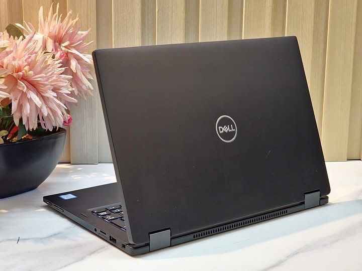 Dell Latitude 7390 2-in-1 pliable Écran Tactile
