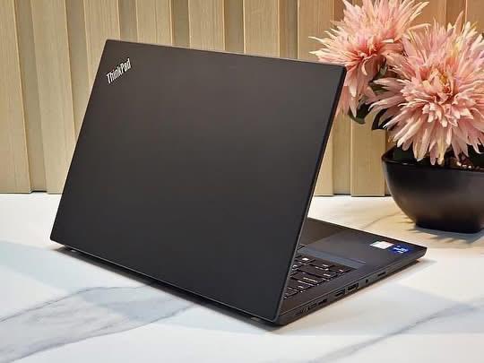 Lenovo Thinkpad T14 Gen 2 Core i7 11ème Génération